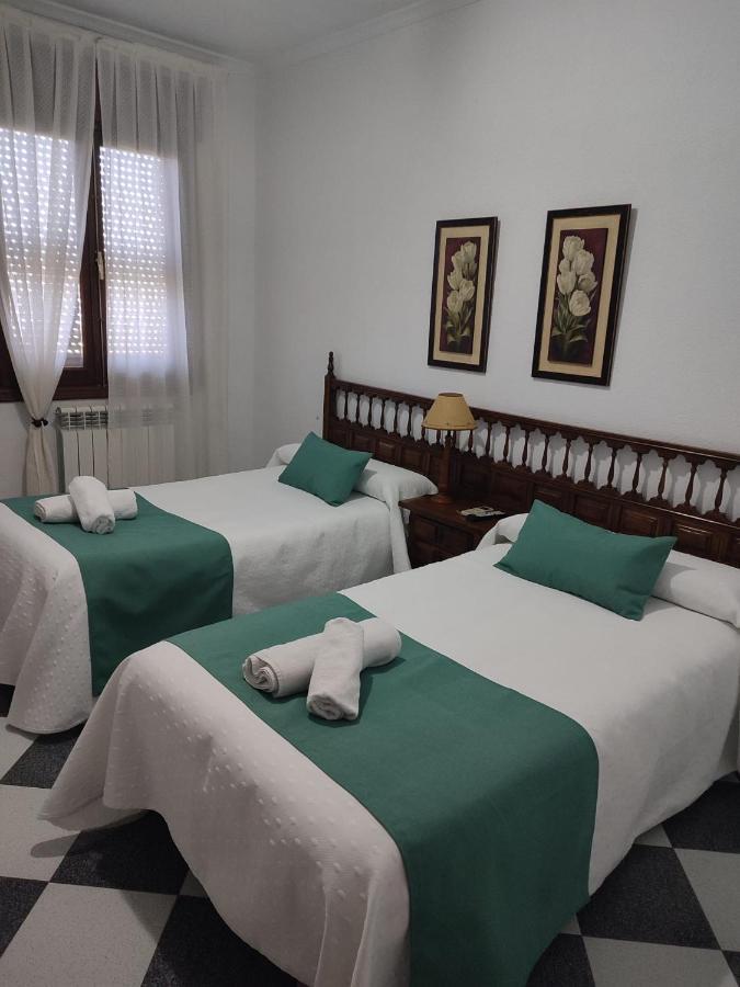 Hostal El Fogon De Felisa Herrera del Duque Exterior photo